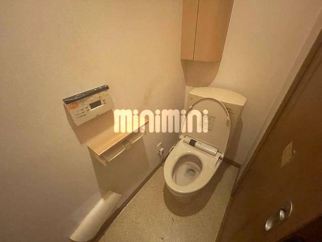 ����5
