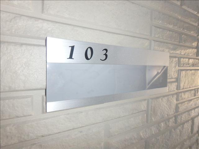 ����19