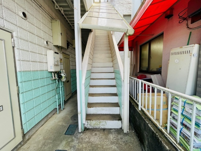 ����11