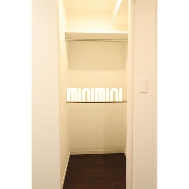 ����6