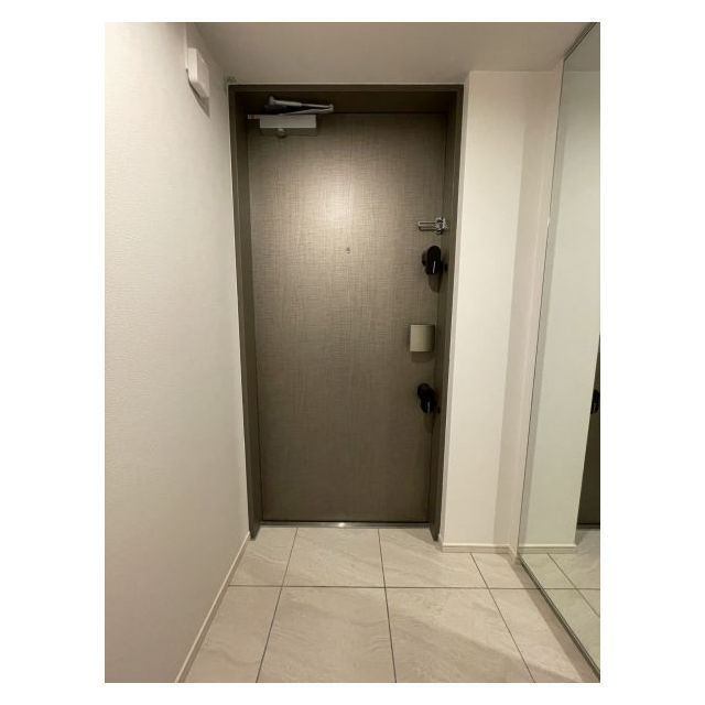 ����16