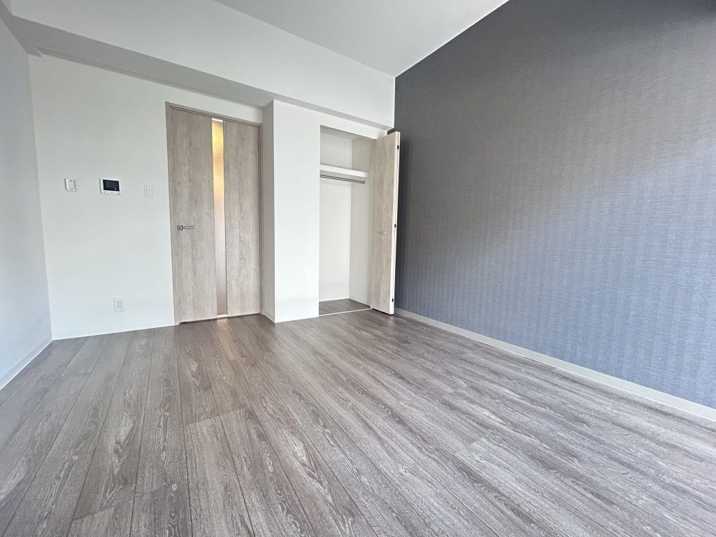 ����7