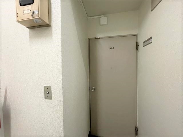 ����19