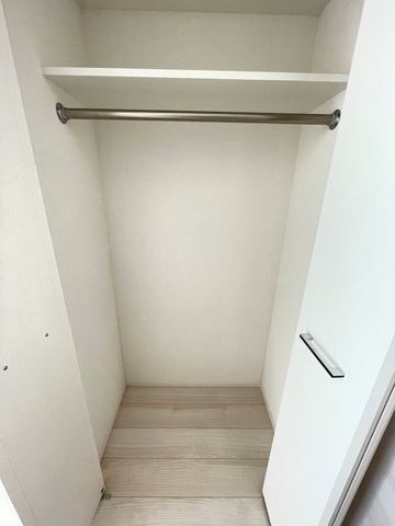����6