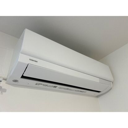 ����12