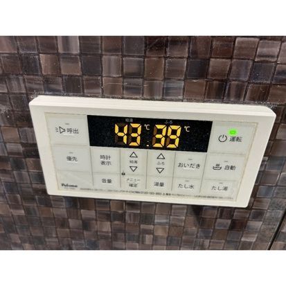 ����16