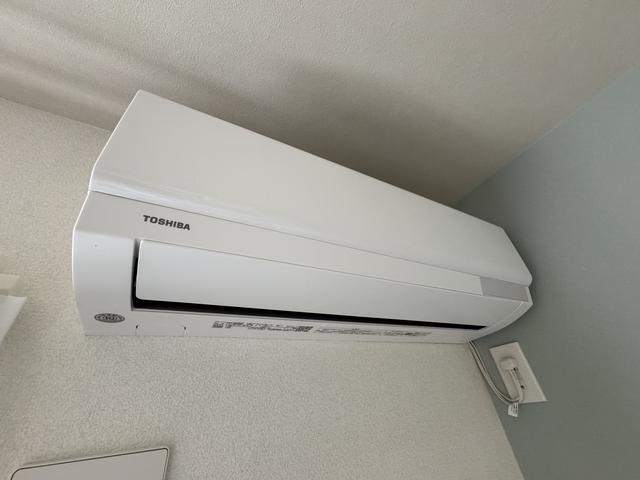 ����10