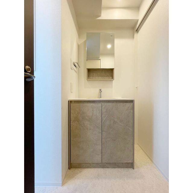 ����6