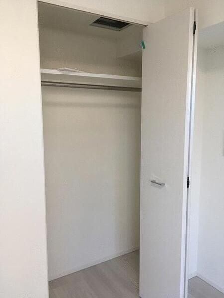 ����7
