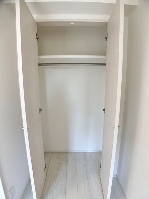 ����6