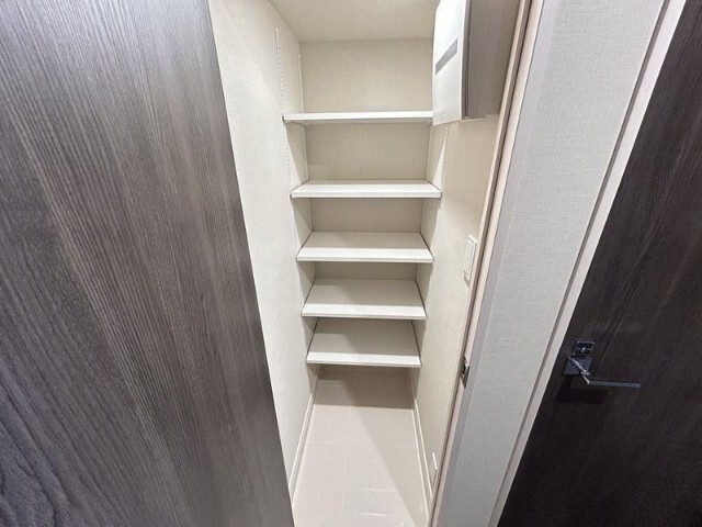 ����10
