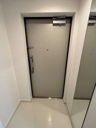 ����8