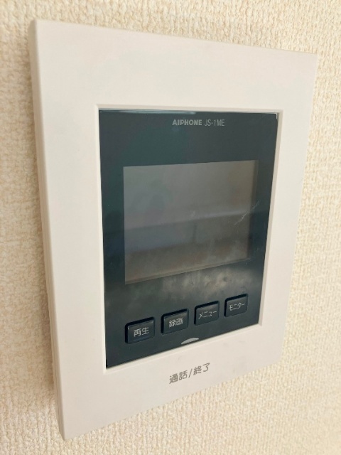 ����13