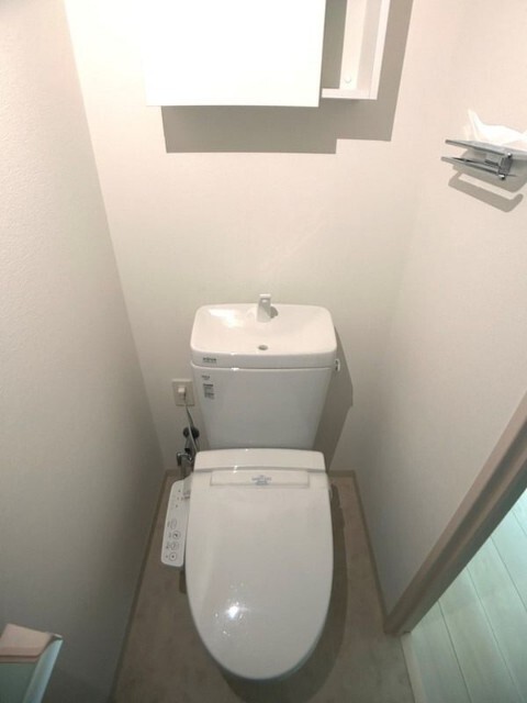 ����5