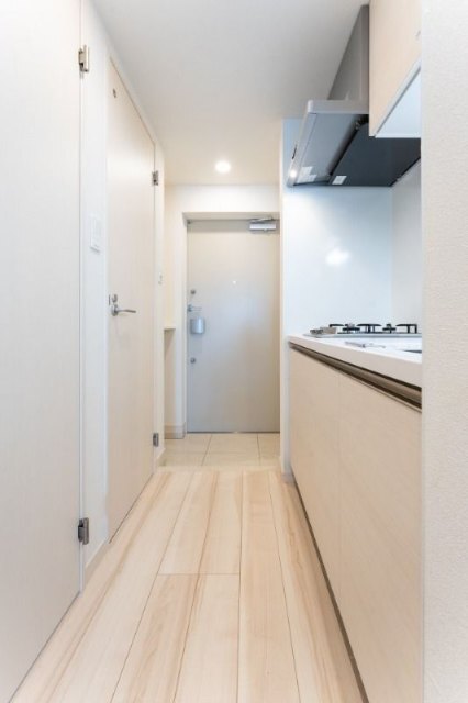 ����11