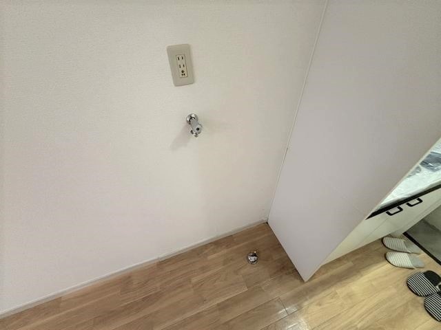 ����19