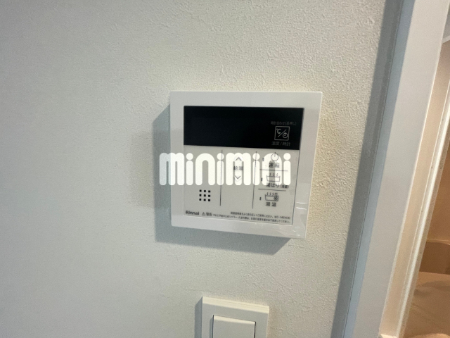 ����11