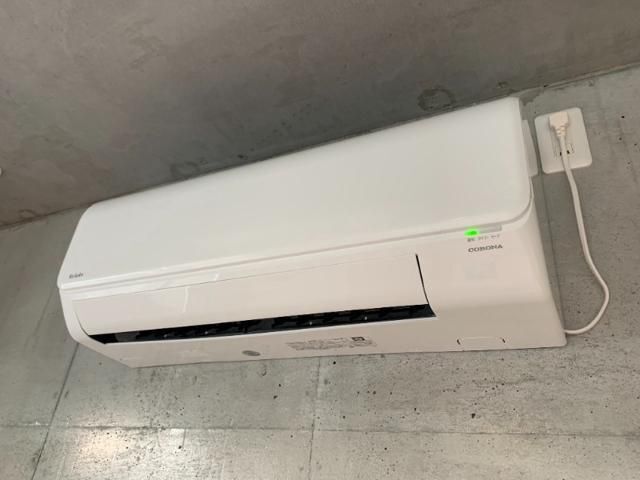 ����8