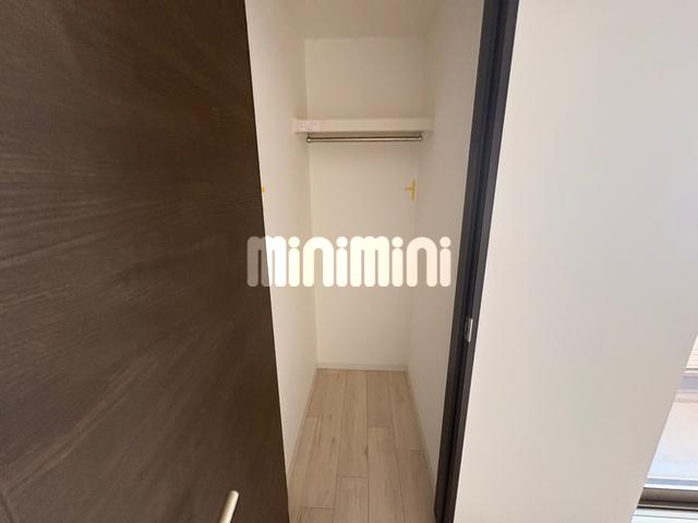 ����6