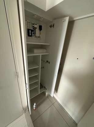 ����11