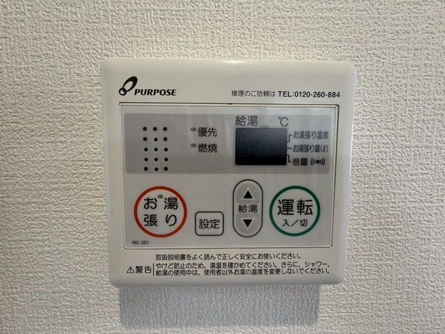 ����11