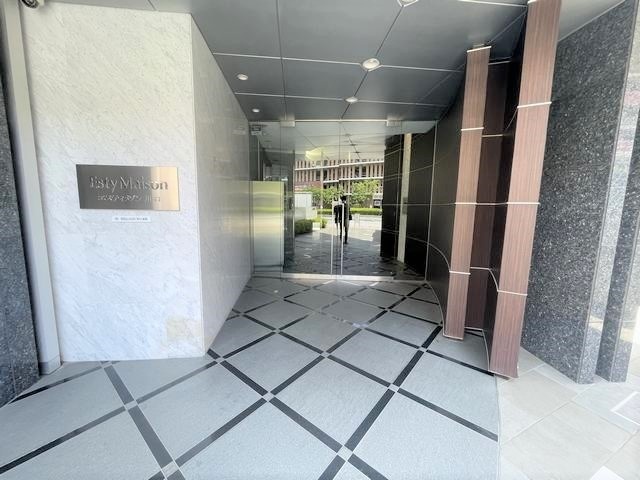 ����19