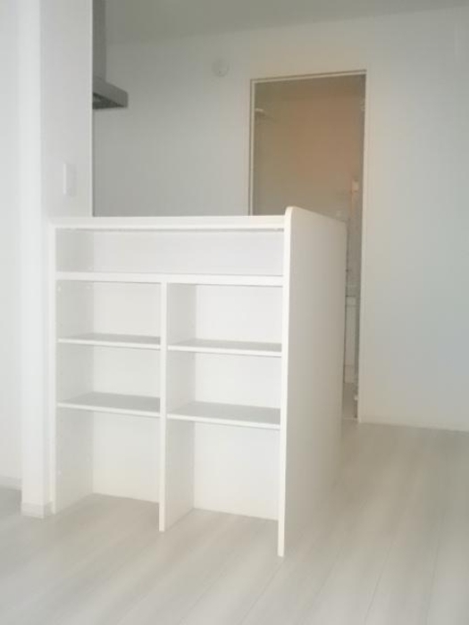 ����11