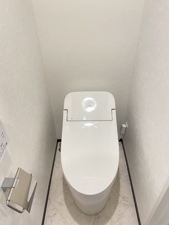 ����14
