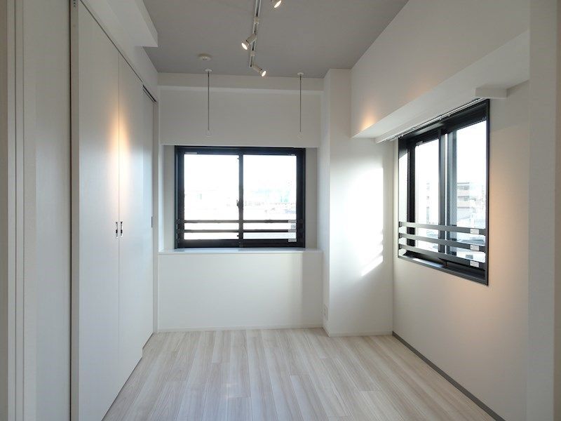 ����14