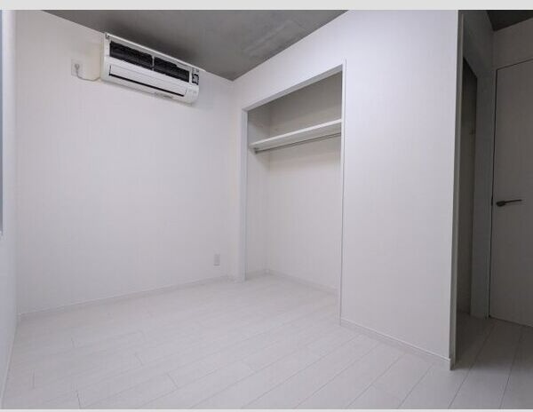 ����5