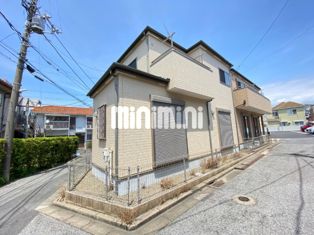 ��t���D���s�{�{�U���ڂR�c�j