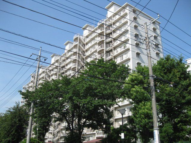 ��t�����ˎs�V���˂R���ڂR�k�c�j