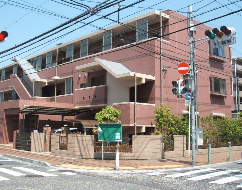 �������g���������@�Y���w�i�k��6���j