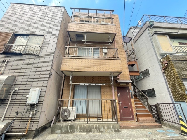 �������g����������@����w�i�k��4���j