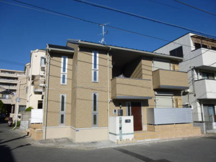 ��t���s��s�{���P�k�c�j