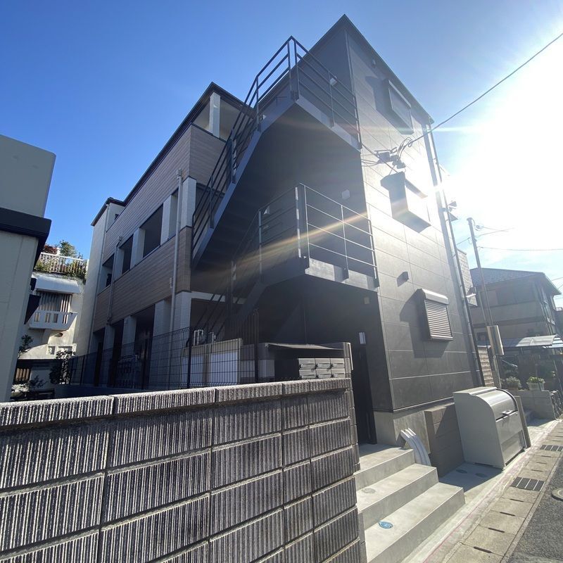 ��t����t�s������S���P���ڂP�j