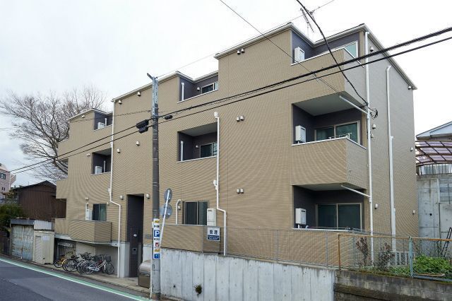 �����{���@����t�w�i�k��3���j