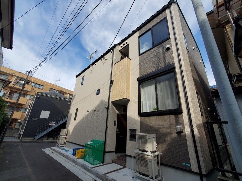 �����d�S�{���@�]�ː�w�i�k��9���j