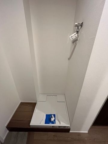����8