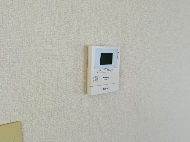 ����6