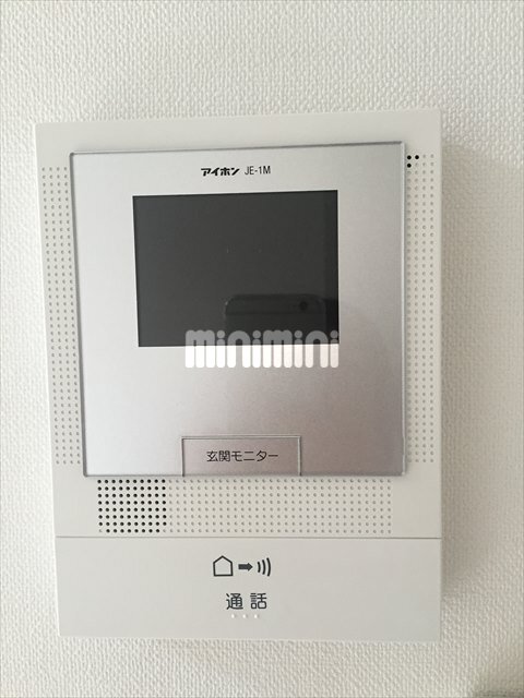 ����10
