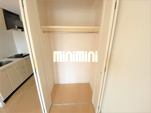 ����6
