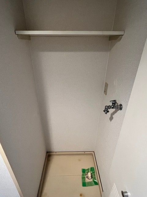 ����11