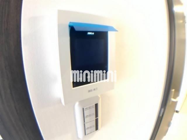 ����10