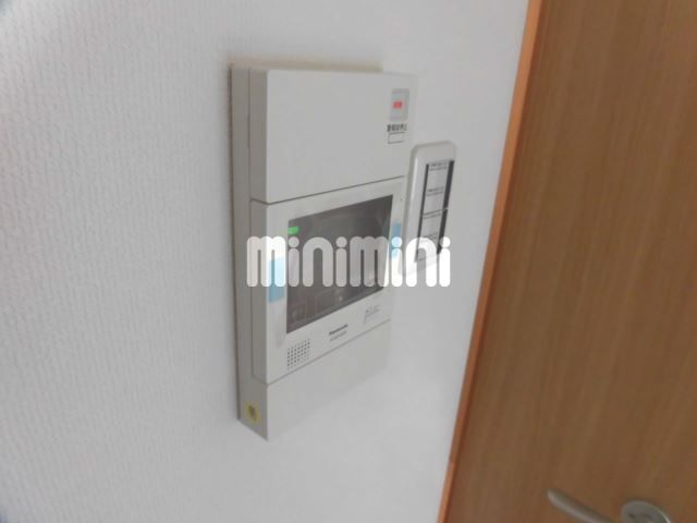 ����7