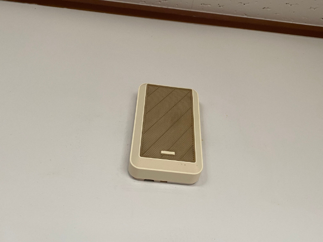 ����10