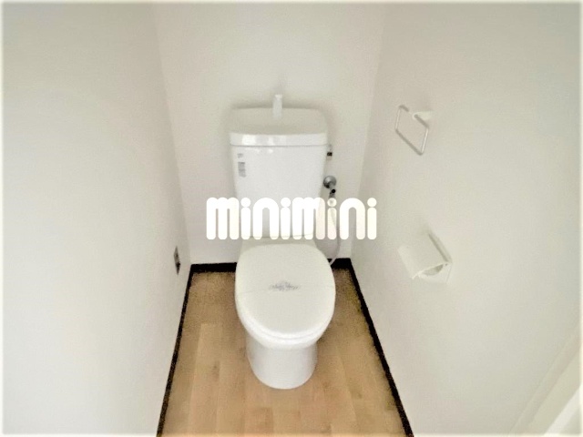 ����4