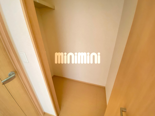 ����6