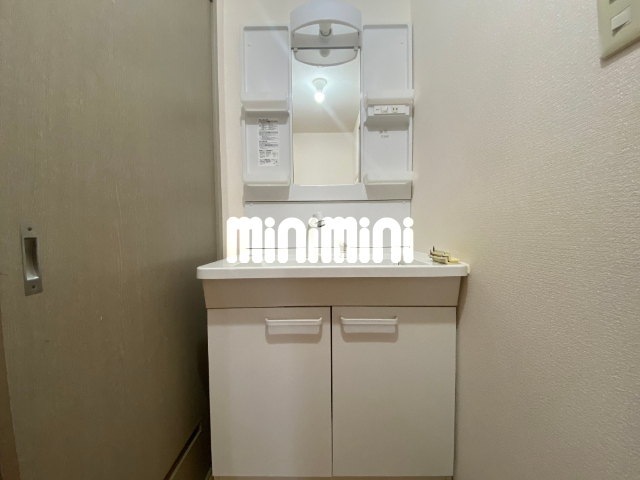 ����5