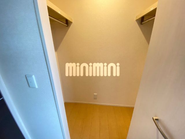 ����6